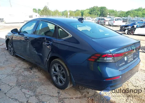 2024 Honda Accord Ex z USA, uszkodzony, nr VIN 1HGCY1F39RA027753